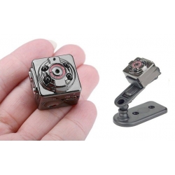 Mini DV kamera strieborna