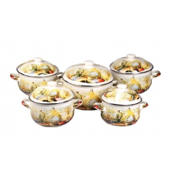 10-dielna sada smaltovaných hrncov zátišie