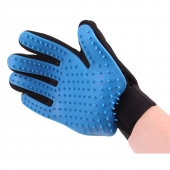 Vyčesávacia masážne rukavice