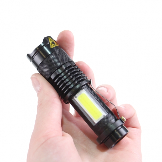 USB svietidlo so zoomom maskáčové