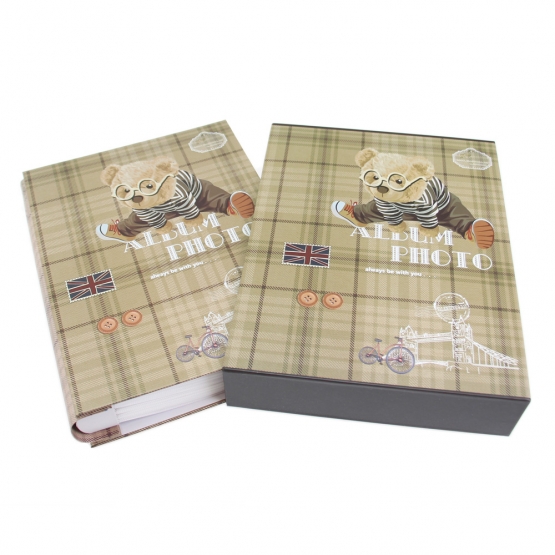 Fotoalbum medvedík s okuliarmi na 200 fotografií