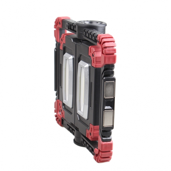 Sklopné multifunkčné LED svetlo