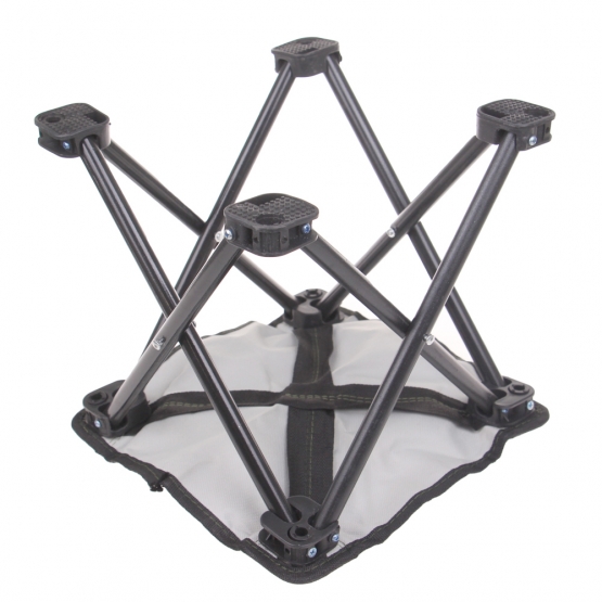 Stolička skladacia rybárska tmavý maskáč