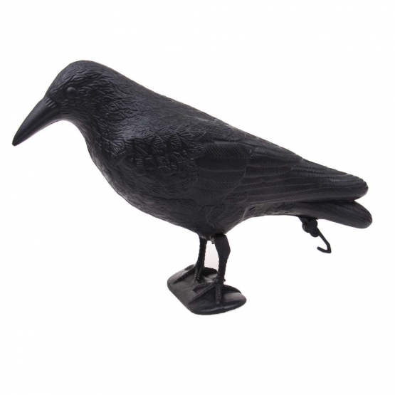 Maketa havrana na plašenie vtákov