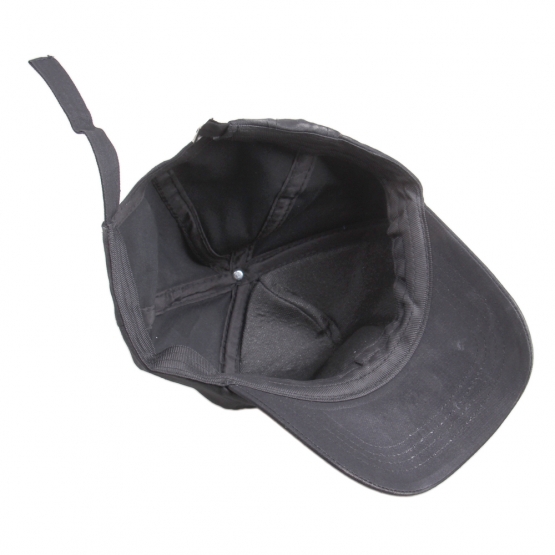 Šiltovka s integrovaným LED svetlom