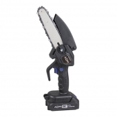 Akumulátorová píla 21V s teleskopickou tyčou 1m