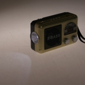 Solárne 3pásmové rádio FERVEN zlatéT 