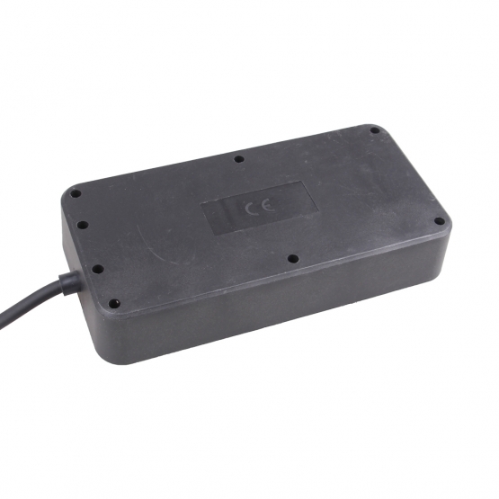 Predlžovací kábel 2,5 m so 6 výstupmi a USB