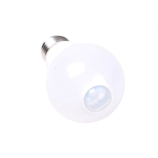 LED žiarovka s pohybovým senzorom 15 W E27